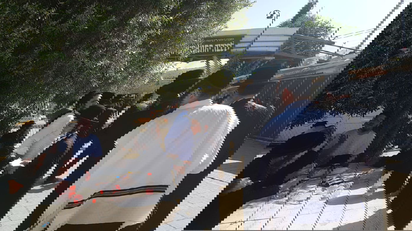 סוער במירון: האדמו"ר מתולדות אברהם יצחק נחסם במעלה ההר