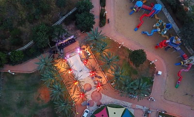 תיעוד מהרחפן: ל"ג בעומר עם רבי מיילך בידרמן בבני ברק • צפו