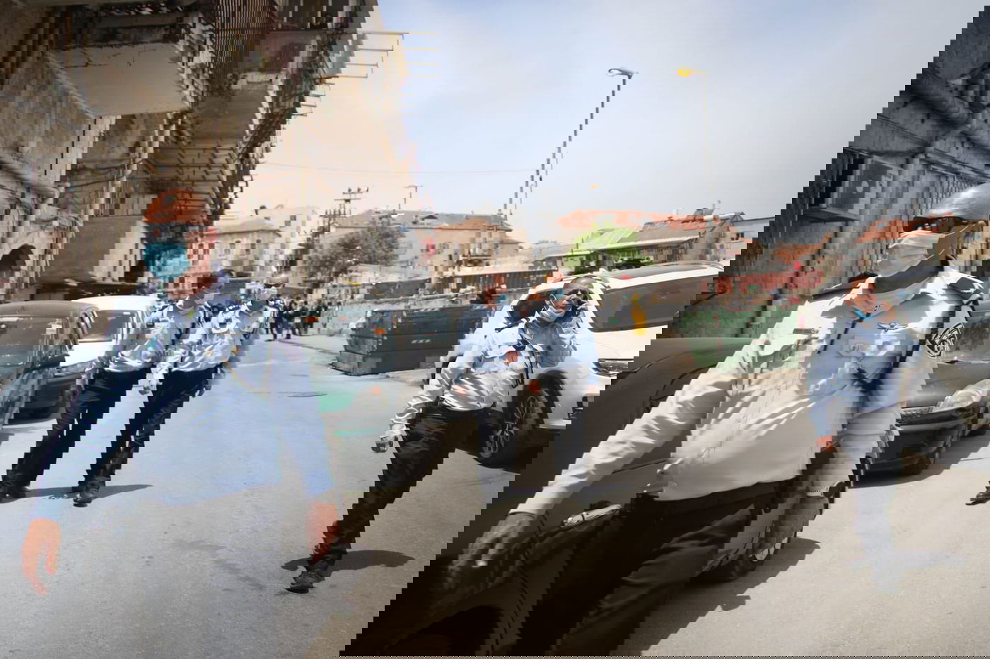 תושבי מאה שערים ב'קבלת פנים' למפקד החדש