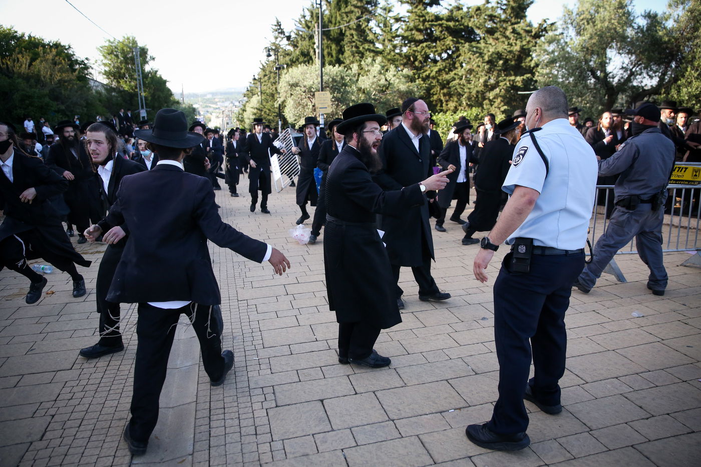 317 מתפרעים שוחררו לאחר שקיבלו דו"ח; 3 עדיין עצורים