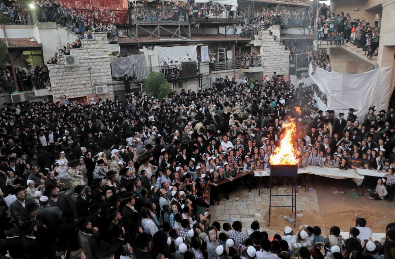 ההדלקה ההמונית בבתי אונגרין