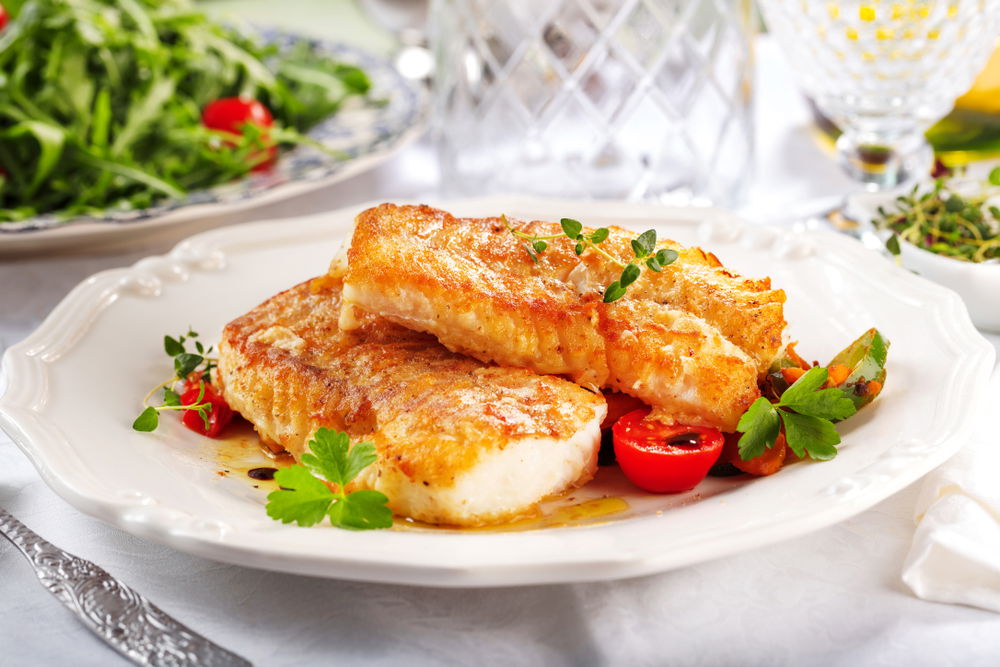 דג לשבת. פילה מושט אפוי במרינדת לימון ושום