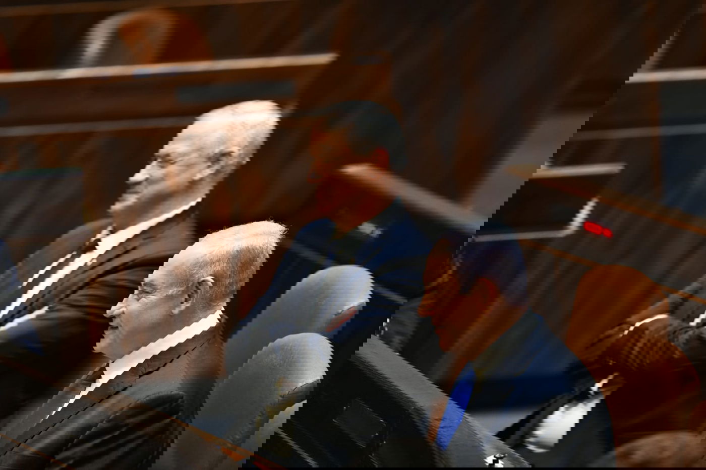 ממשלת האחדות יוצאת לדרך • נתניהו: "שמת לב שהתרגשתי?"