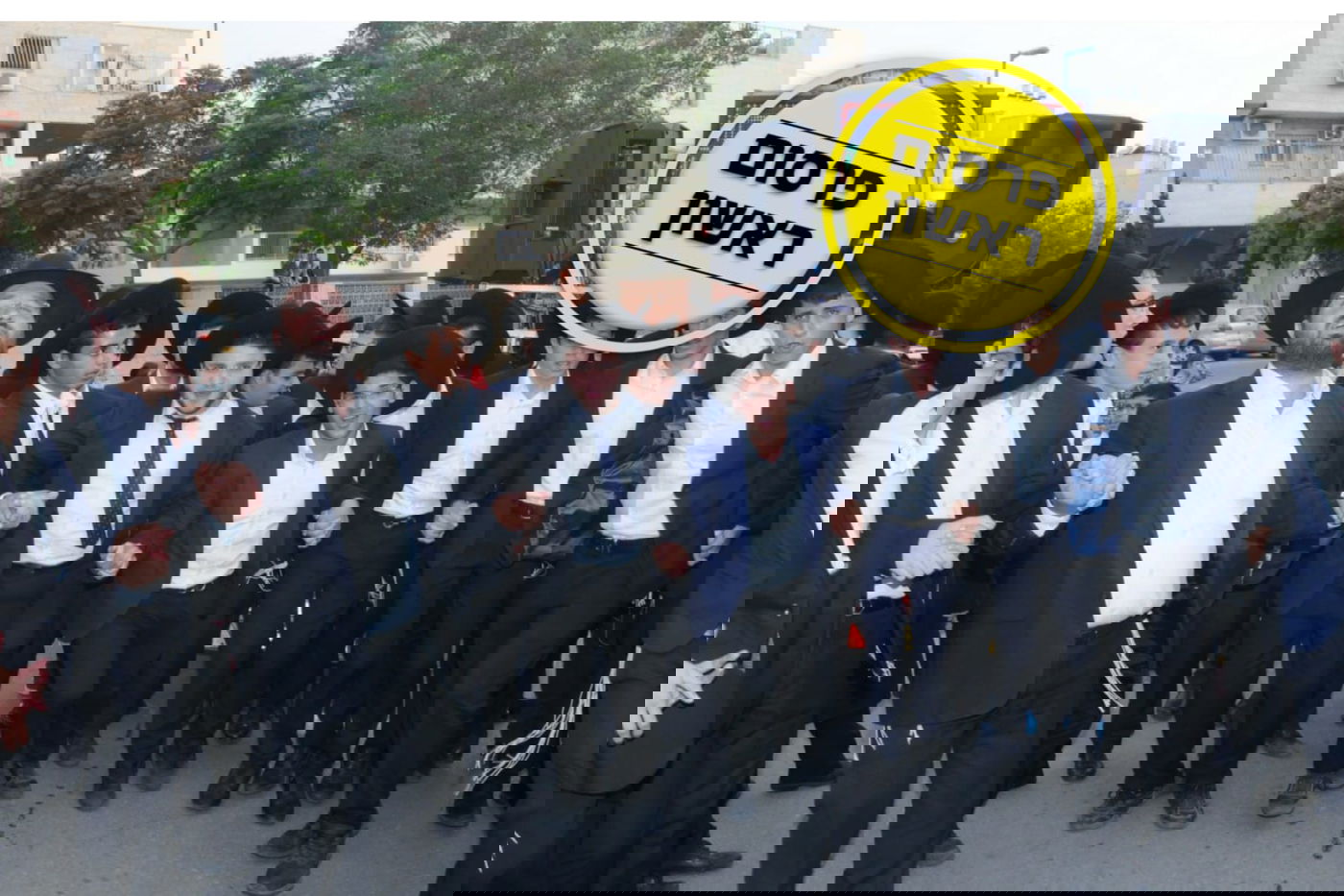 תלמידי הישיבה. ארכיון