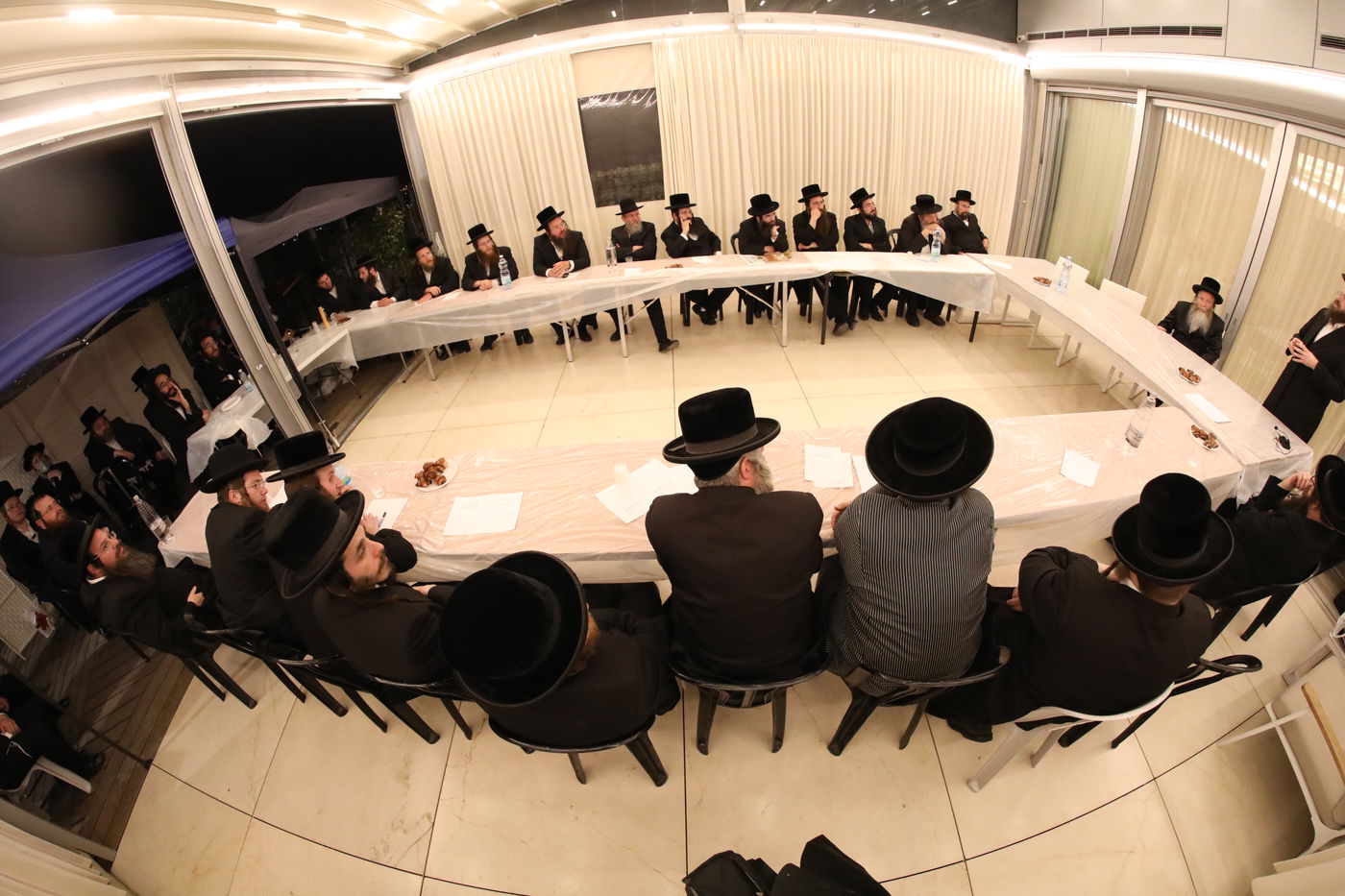נציגי החסידויות התכנסו לוועידת היסוד להוזלת החתונות