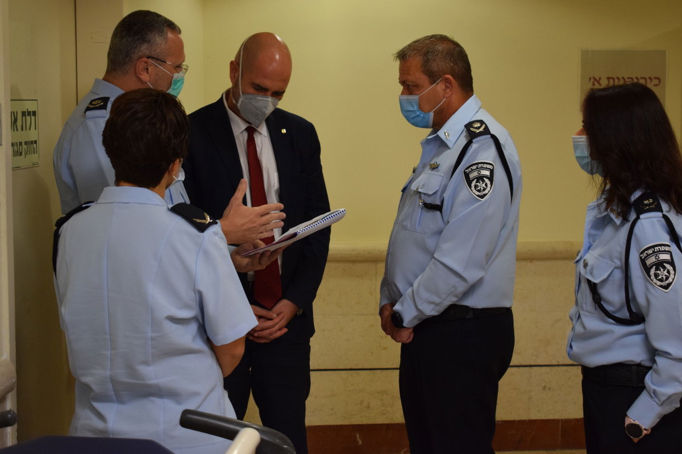 הפעולה ראשונה של השר אמיר אוחנה