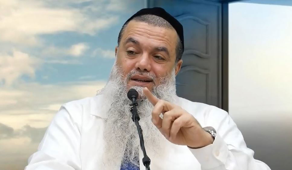 להיות בשמחה תמיד: שיעורו של הרב יגאל כהן • צפו