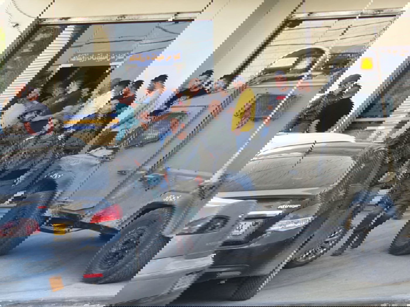 מחבל שלף אקדח; הנהג היהודי ירה באוויר