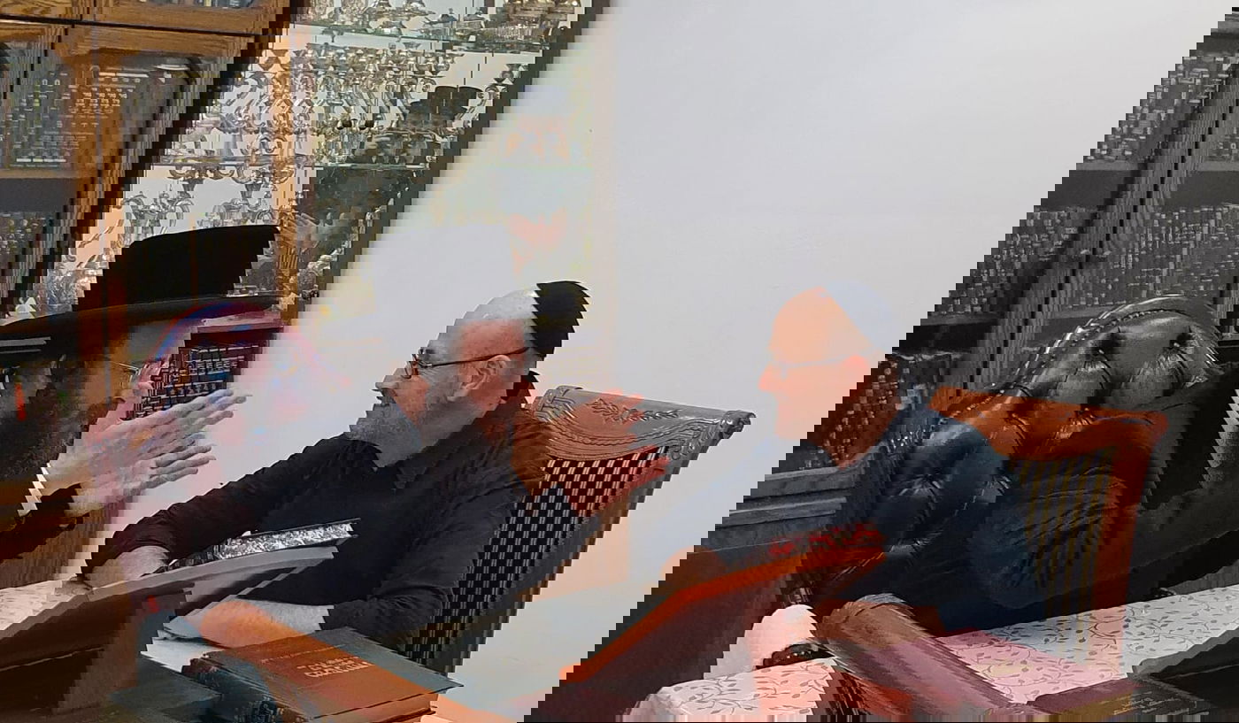 עם כיפה לראשו: אלעד קופרמן התברך מהאדמו"ר