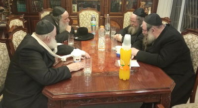 הגר"ש, עם אחיו