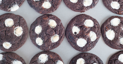 עוגיות שוקולד צ'יפס עם מרשמלו שגם המבוגרים יאהבו