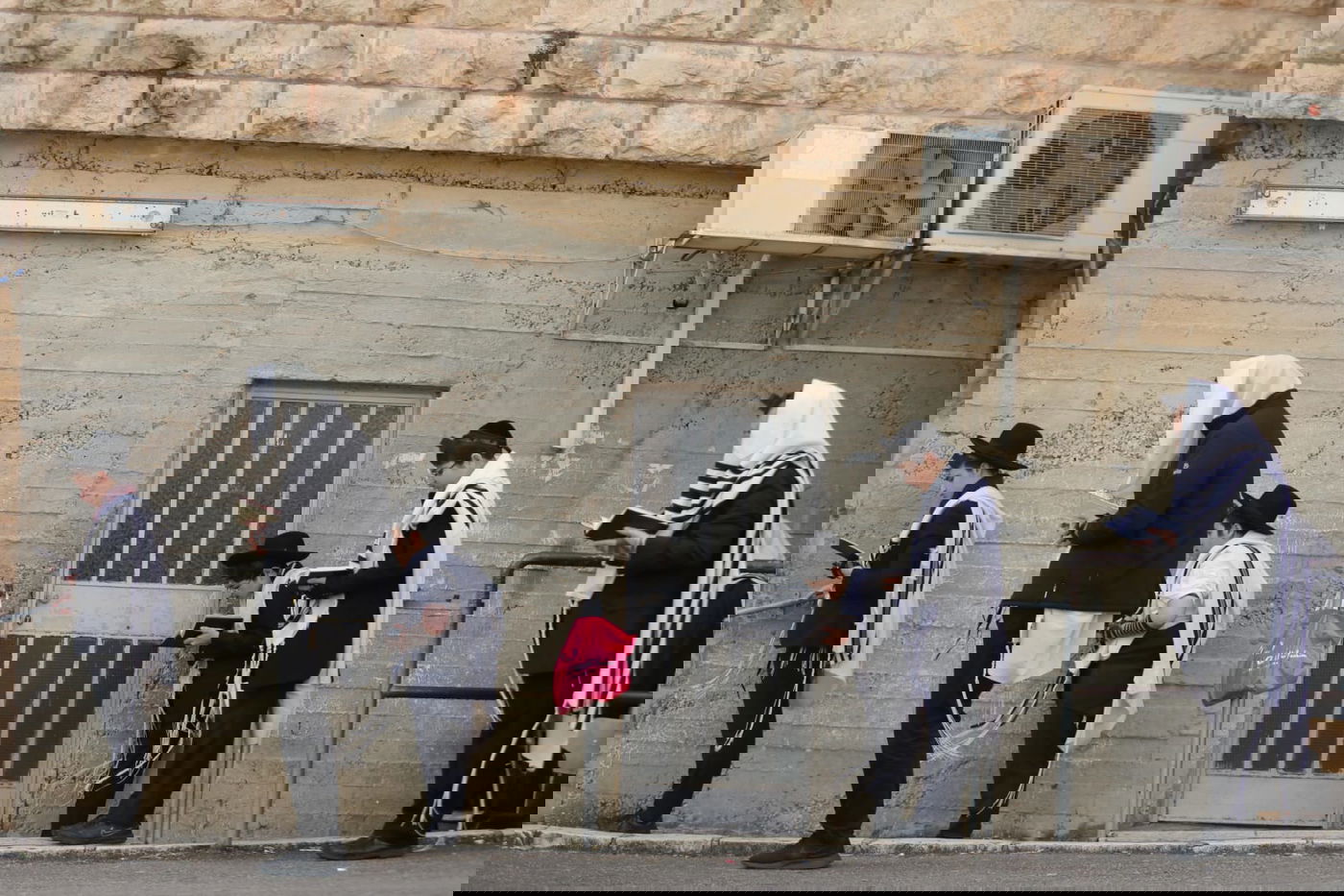 רגע לפני החזרה: כך התפללנו בלי בתי כנסת