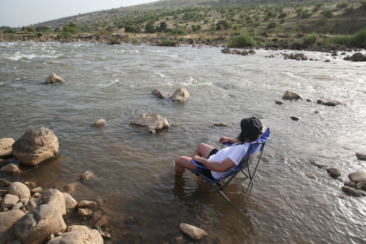 מתקררים מהחום בנחלי הגולן