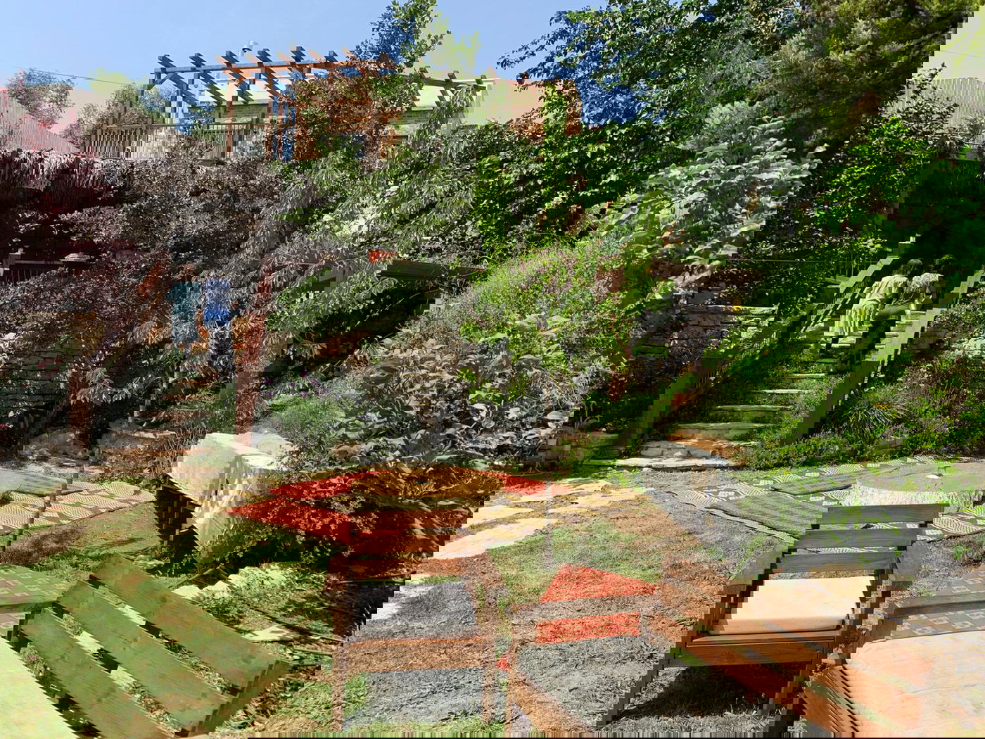 כשה'מזרחן' אירח בביתו טקס  חתונה  • צפו