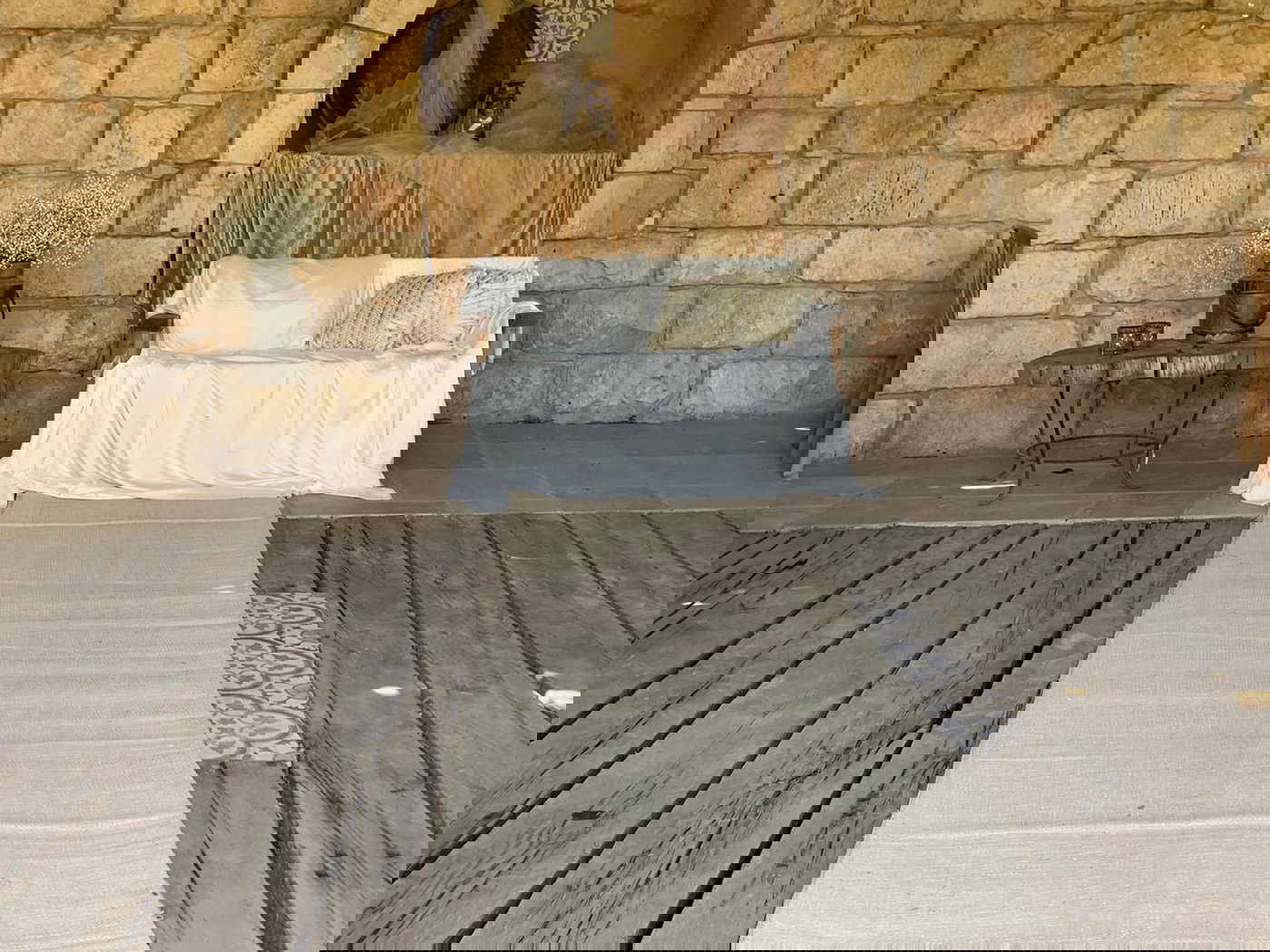 כשה'מזרחן' אירח בביתו טקס  חתונה  • צפו