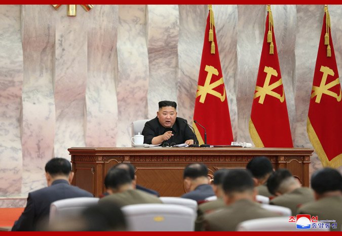 קים ג'ונג און בפגישה