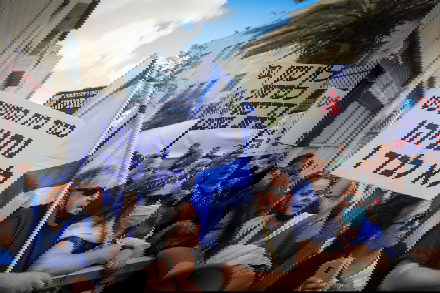 נתניהו בפתח משפטו: תפרו לי תיק; רוצים להפיל את הימין