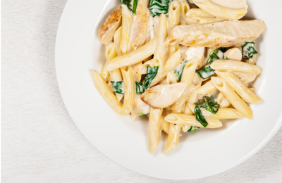 ארוחת צהריים ב-40 דקות: פסטה פלורנטין עם חזה עוף קריספי