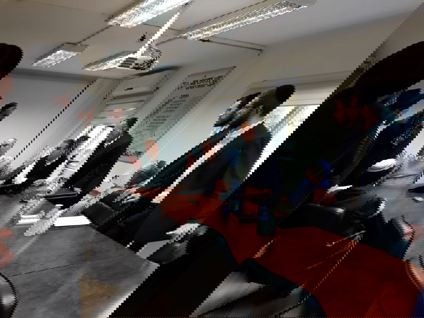 הפגישה עם ראש העיר