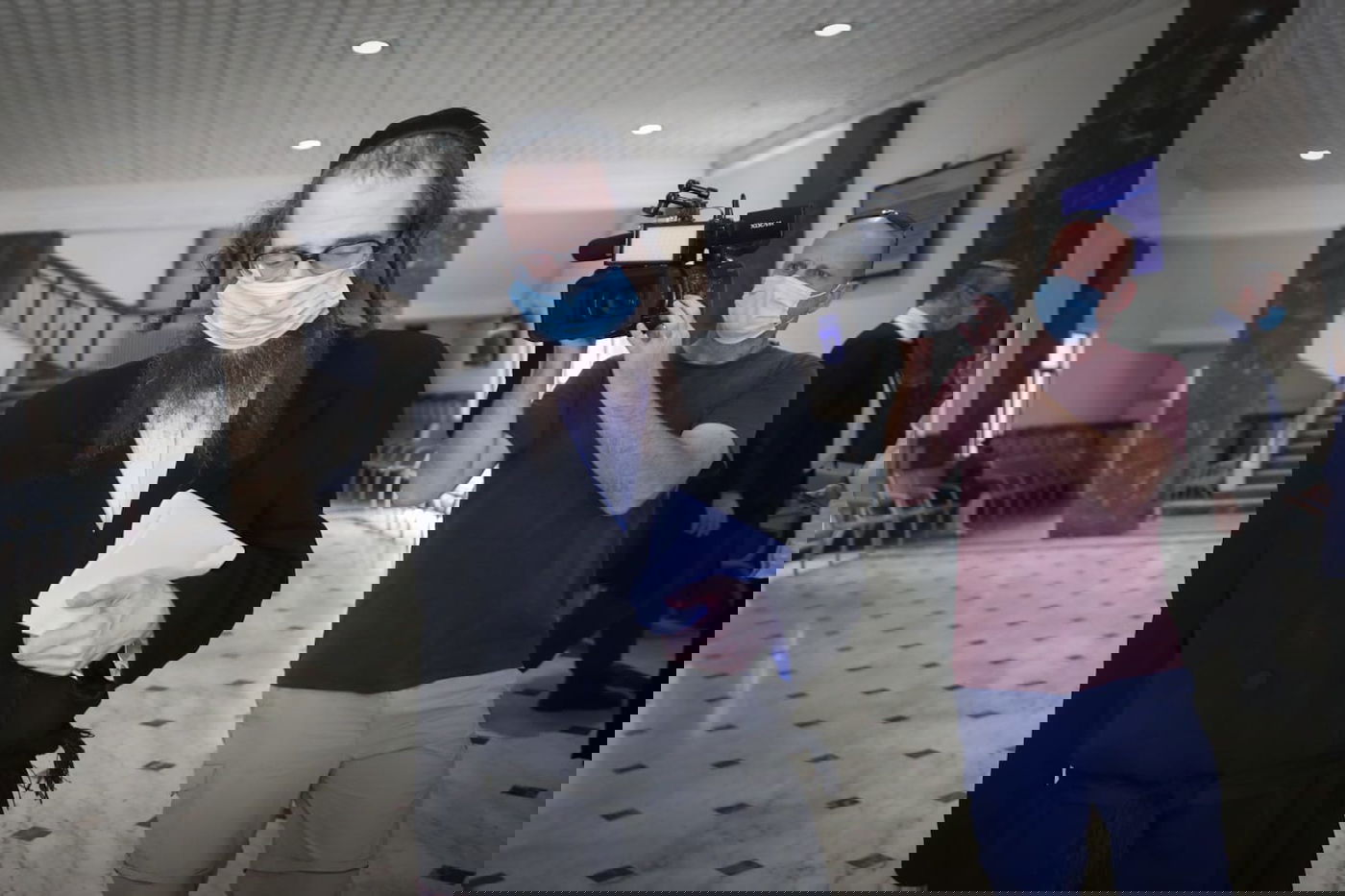 אלעזר רומפלר מואשם: התעלל בילדים, בכת