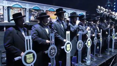 היצירה הווירטואוזית נחשפת: "בהתאסף ראשי עם"