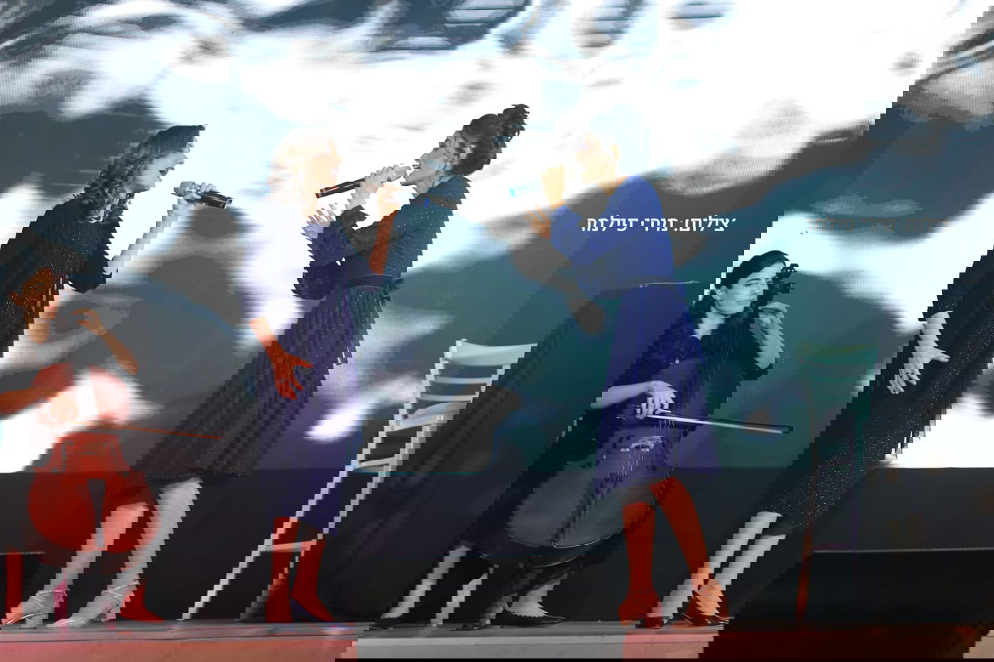 אמא מנצחת הכל, "צחוקורונה מיוזיקורונה" בהפקת והגשת יעל צין