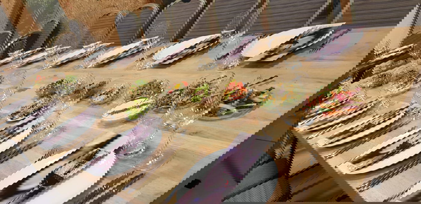 החברים הפתיעו את פיני איינהורן לכבוד הלידה