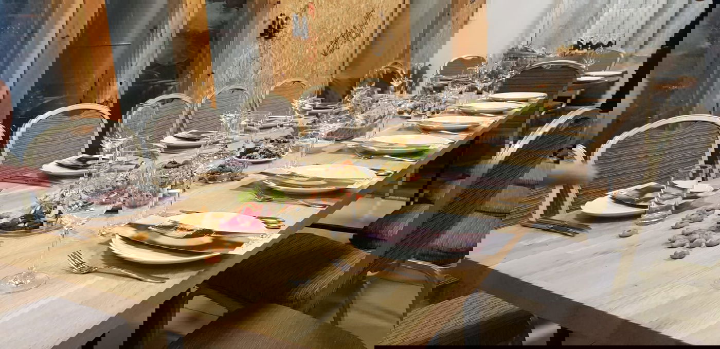 החברים הפתיעו את פיני איינהורן לכבוד הלידה