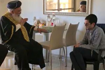 הרב עמאר מנחם את אדמקר