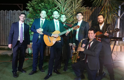 צפו ב'תורה-זיץ' עם מיטב שירי אהבת התורה