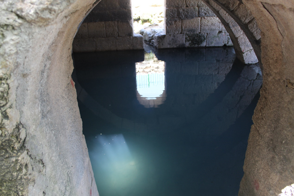 מסגד או מעיין? האתר המופלא בעמק איילון