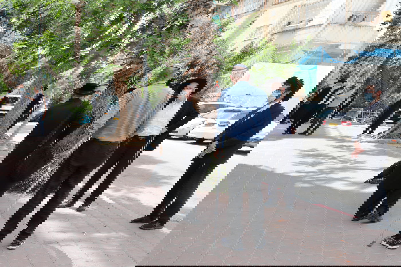 הספד על הרב עוזר דרורי: 'הפריע לו שנשים טיפלו בו כשהיה מונשם'