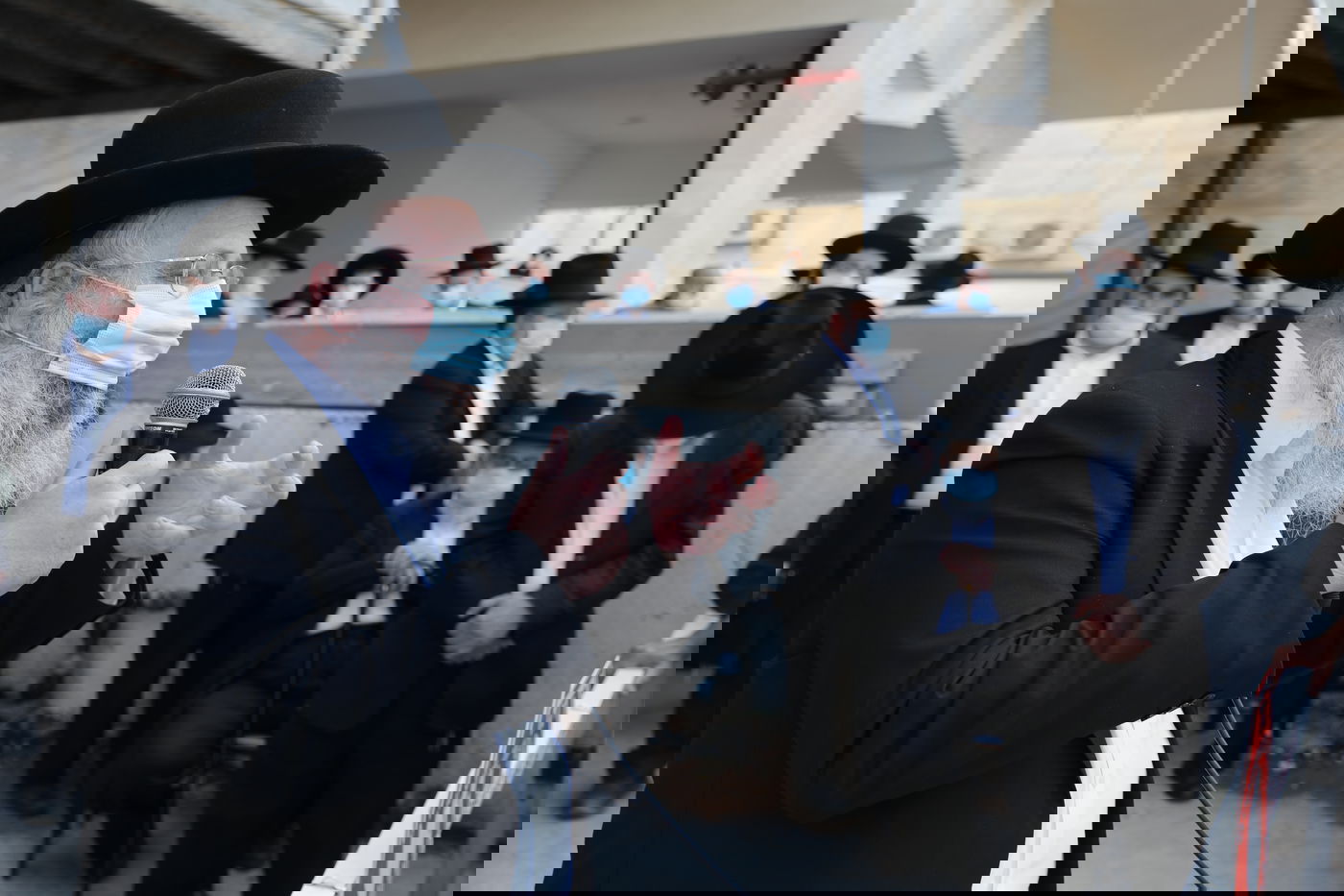 הספד על הרב עוזר דרורי: 'הפריע לו שנשים טיפלו בו כשהיה מונשם'