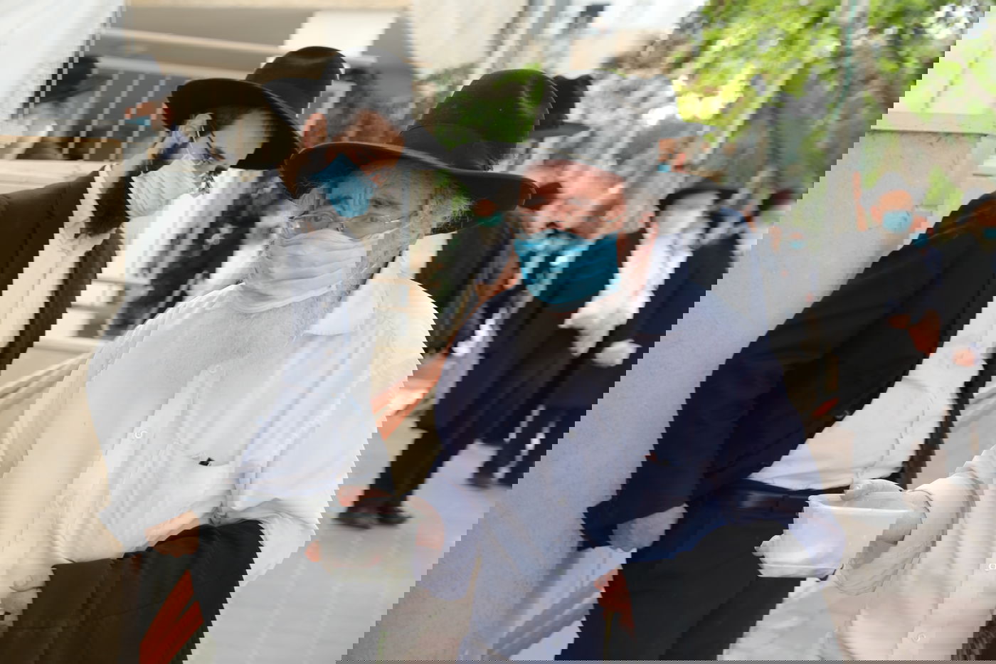 הספד על הרב עוזר דרורי: 'הפריע לו שנשים טיפלו בו כשהיה מונשם'