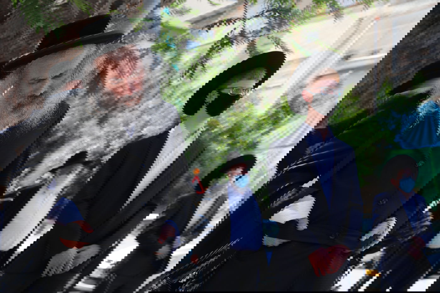 הספד על הרב עוזר דרורי: 'הפריע לו שנשים טיפלו בו כשהיה מונשם'