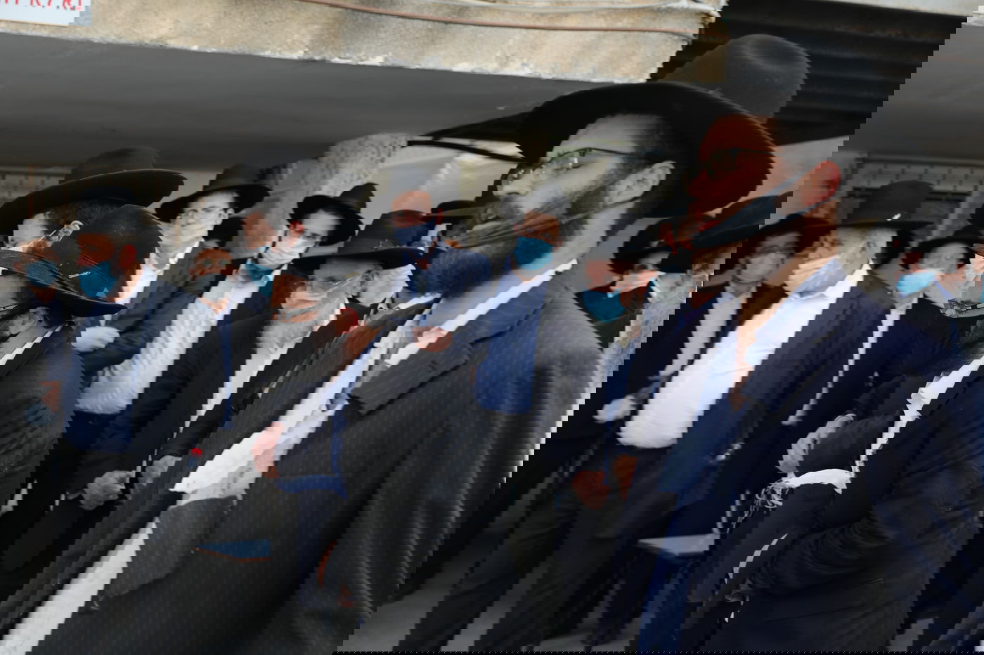 הספד על הרב עוזר דרורי: 'הפריע לו שנשים טיפלו בו כשהיה מונשם'