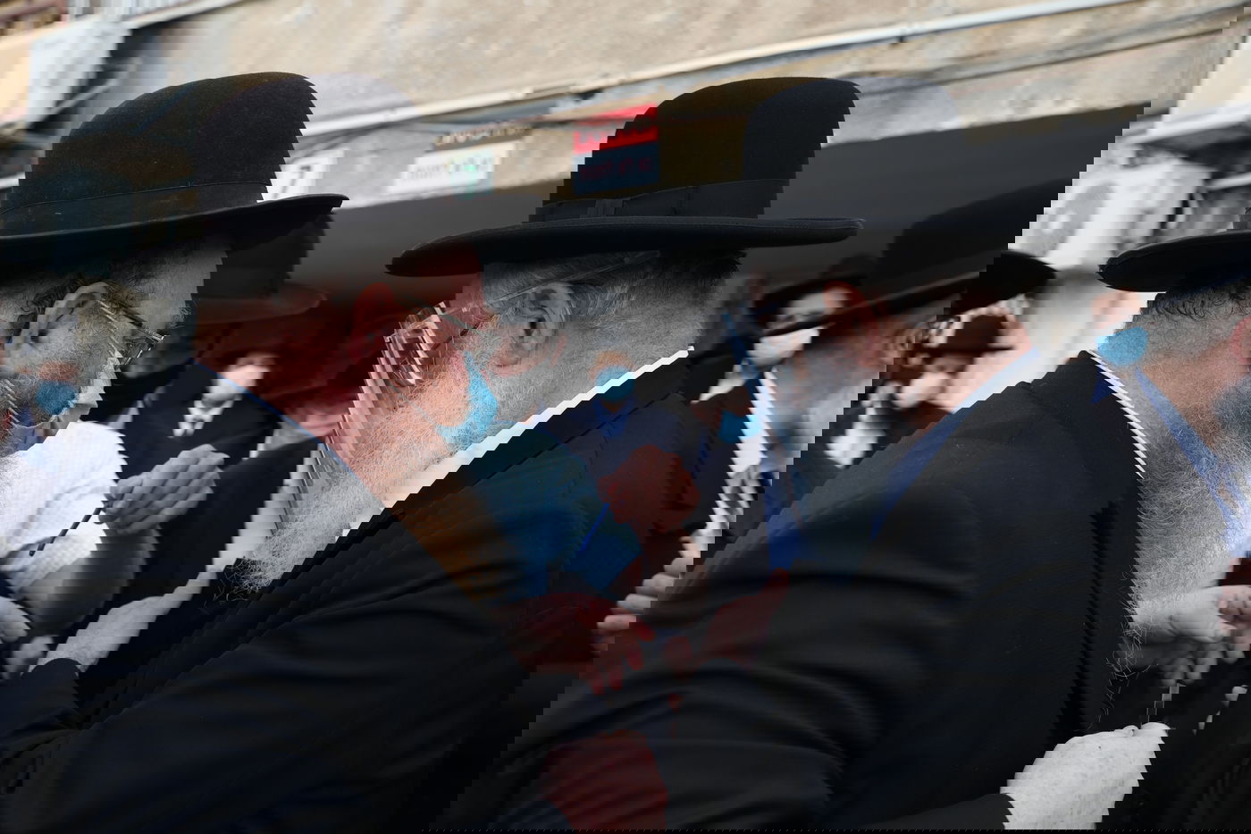 הספד על הרב עוזר דרורי: 'הפריע לו שנשים טיפלו בו כשהיה מונשם'