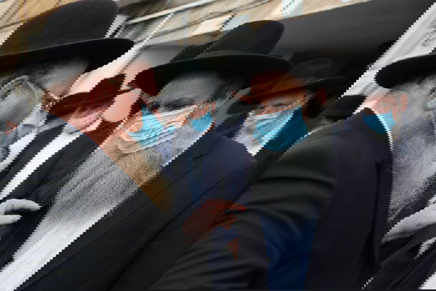 הספד על הרב עוזר דרורי: 'הפריע לו שנשים טיפלו בו כשהיה מונשם'