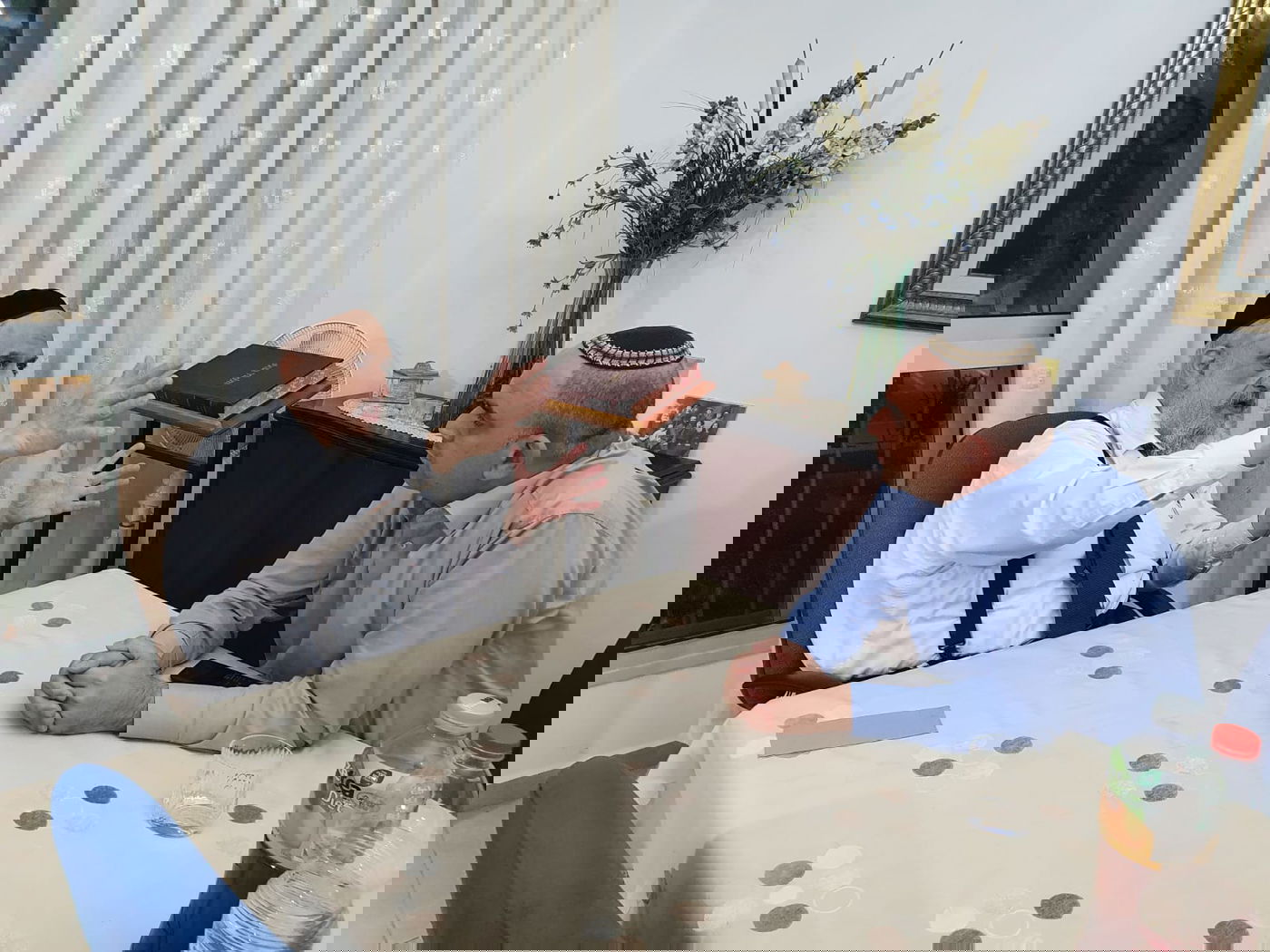 הליטאים  של אחיסמך מתנצלים בפני ראש העיר יאיר רביבו