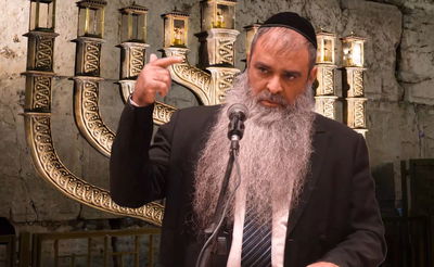 הרב רפאל זר בפינה לפרשת בהעלותך • צפו