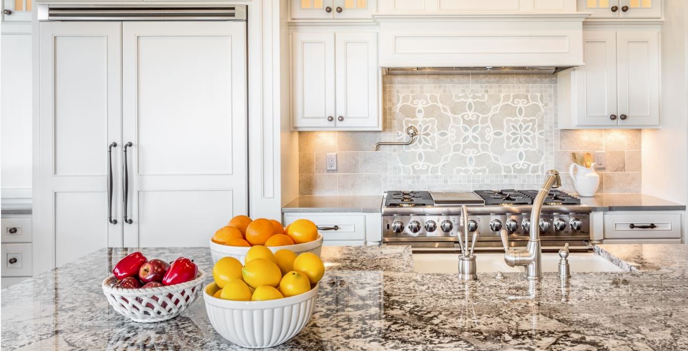 טיפ ממעצבת: כך תגרמו למטבח פשוט להראות יוקרתי