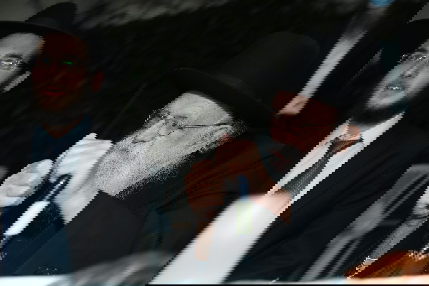 בצל קורונה: אירוסין לזוג ממשפחות חשובות