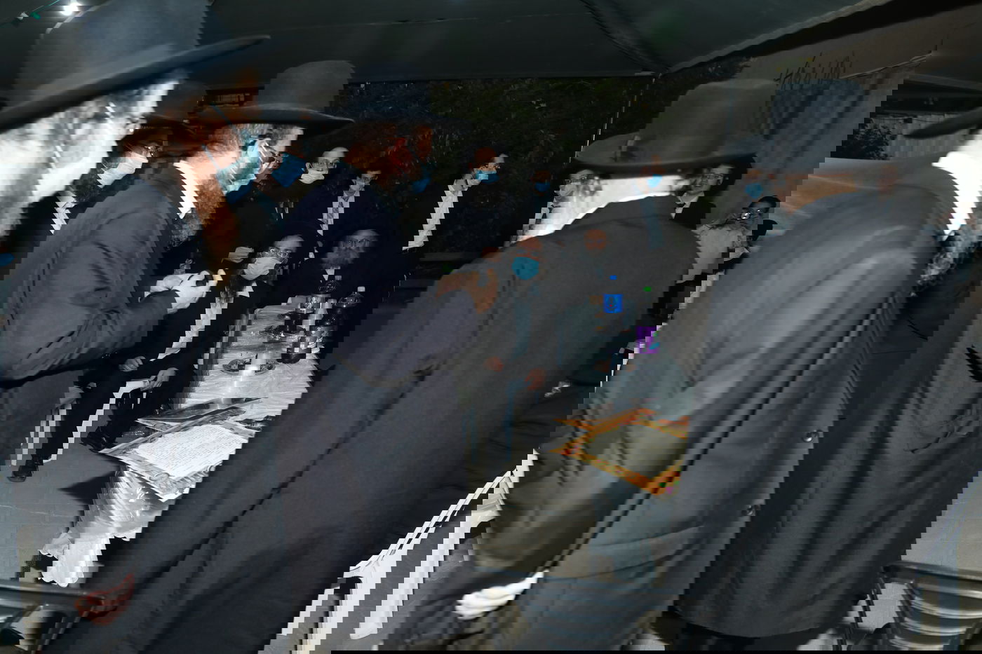 בצל קורונה: אירוסין לזוג ממשפחות חשובות