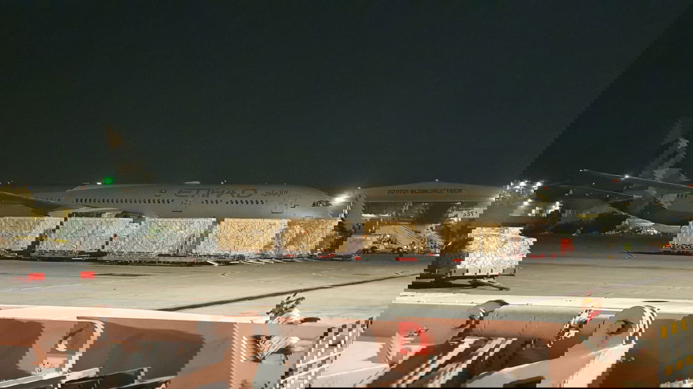 לראשונה: מטוס עם לוגו של איחוד האמירויות בנתב"ג