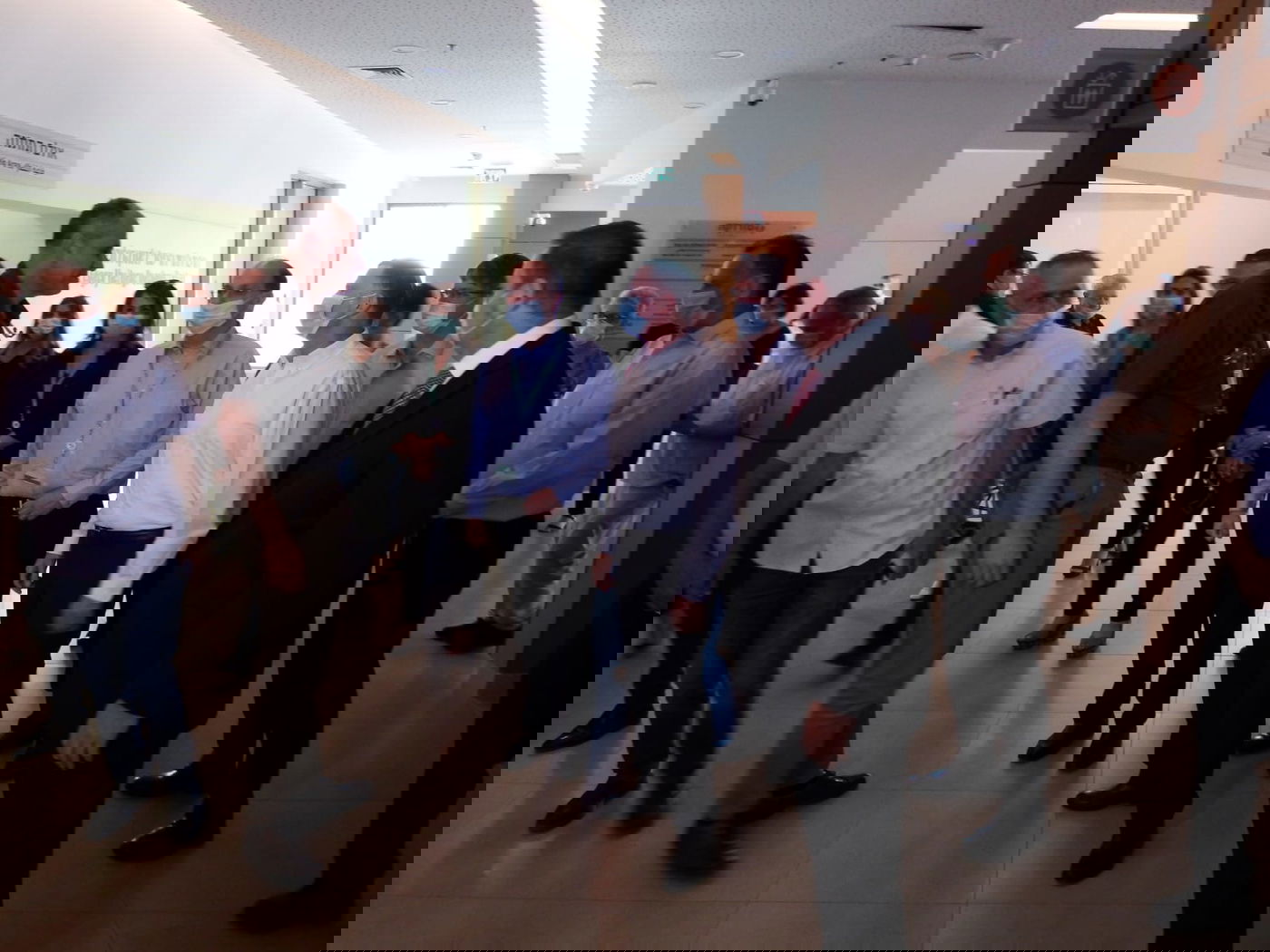 שר הבריאות אדלשטיין: "העלייה בתחלואה - אירוע דרמטי"