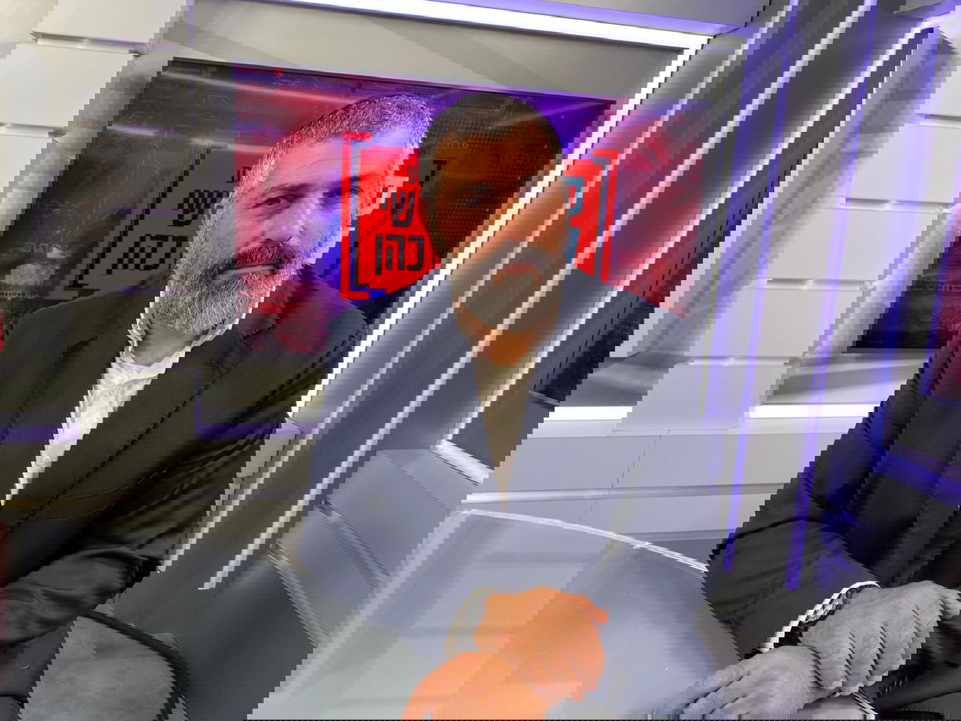 פלסטינים שהתראיינו לצבי יחזקאלי - נעצרו