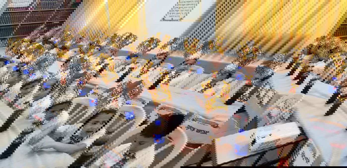 מסיבת חומש במתכונת קורונה ובלי ההורים