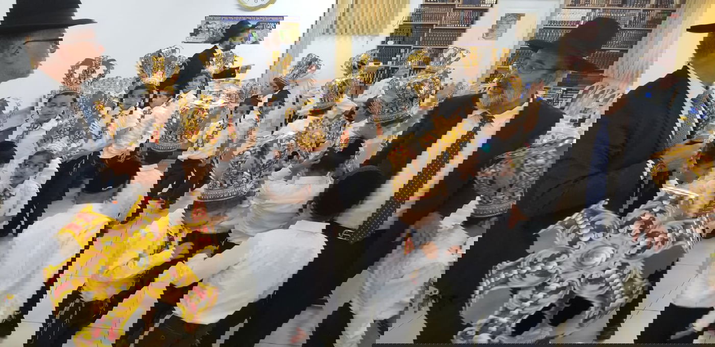 מסיבת חומש במתכונת קורונה ובלי ההורים