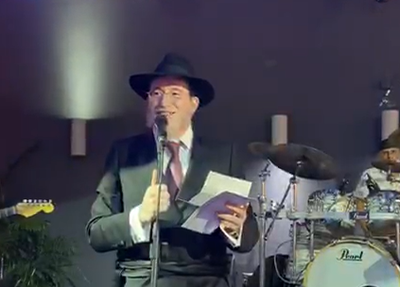 מדוע עצר מנדי ג'רופי את התזמורת בחתונת בנו?