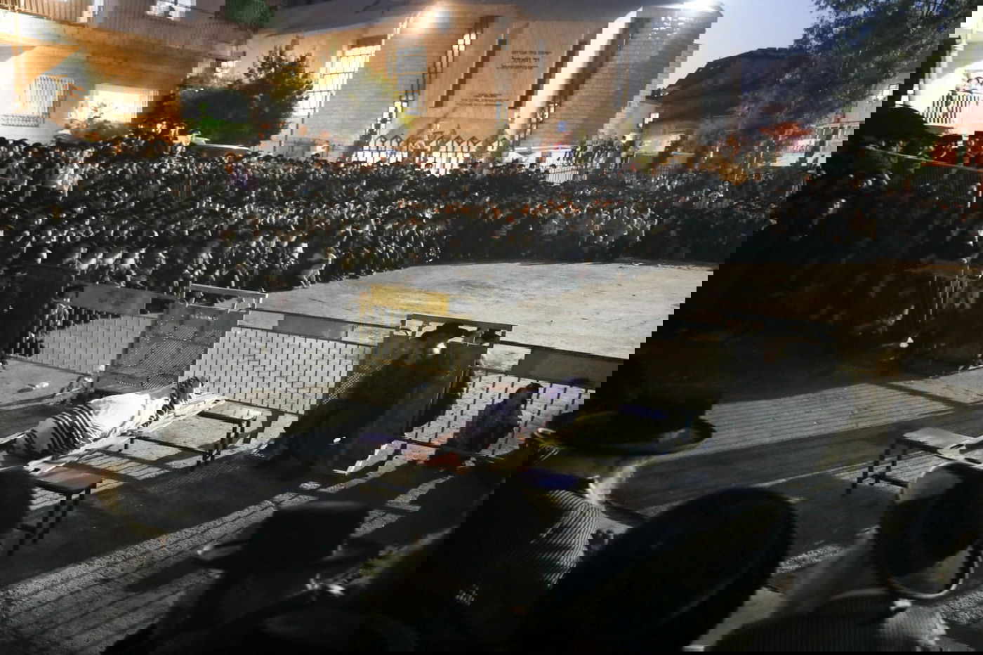 נפטר מקורונה: הלווית הרה"צ רבי אהרן קאהן זצ"ל